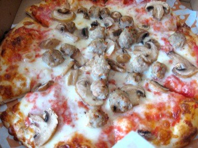 Z Pizza - Sausage and Mushroom