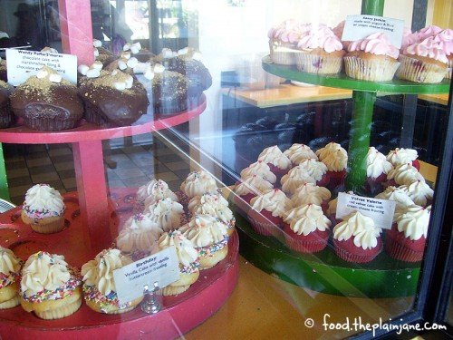 Cupcakes, cupcakes, and more cupcakes - Coronado Cupcakery - Coronado / San Diego, CA