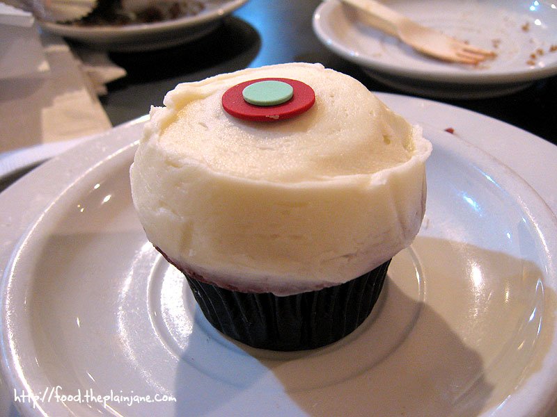 sprinkles red velvet. From: Sprinkles Cupcakes, 8855