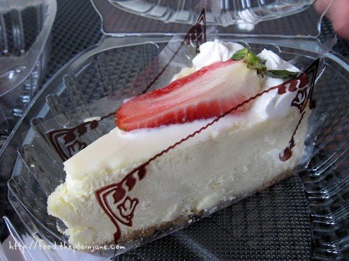 cheesecake / Porto's Bakery & Cafe - Los Angeles, CA