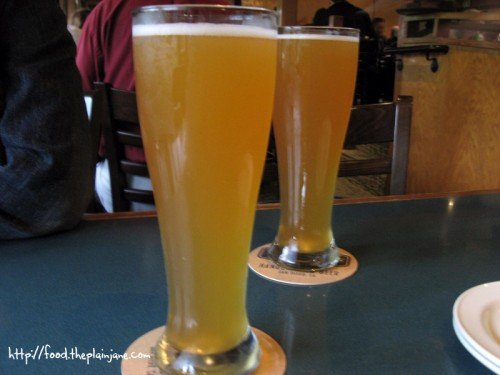 Windansea Wheat Hefeweizen - Karl Strauss Brewery / San Diego, CA