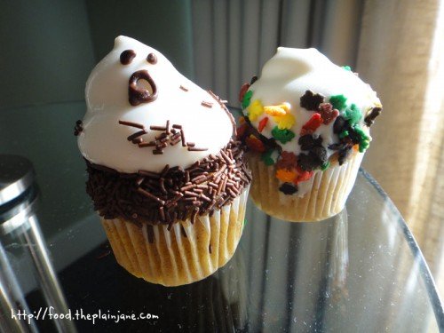 Ghost & Autumn Mini Cupcakes - Rossmoor Pastries / Long Beach, CA