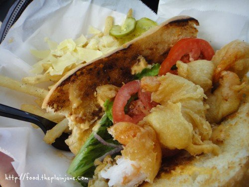 devilicious-shrimp-poboy-sandwich2