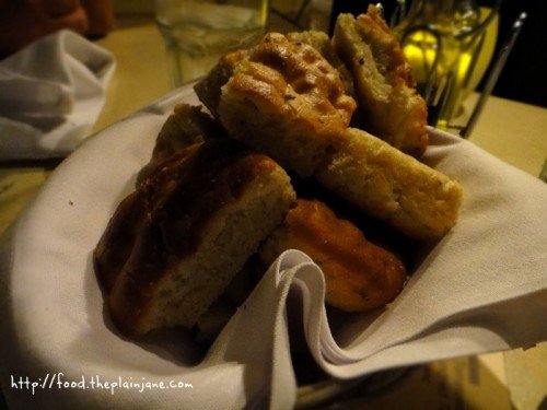 herb-bread-paradise-grille