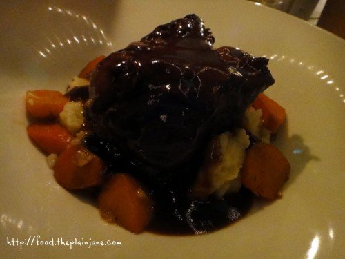 short-ribs-at-the-pearl