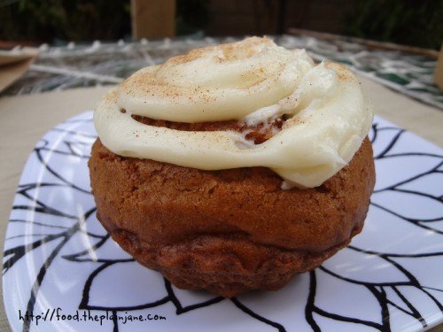 carrot-cake-cream-cheese-frosting