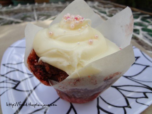 red-velvet-cupcake-sugar-scribe-bakery