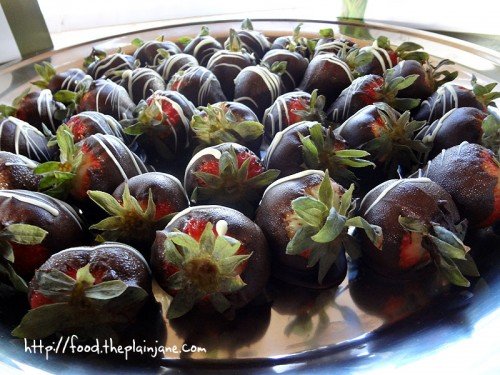 chocolate-covered-strawberries-roys