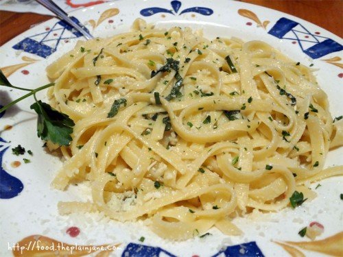 garlic-spaghetti-dish