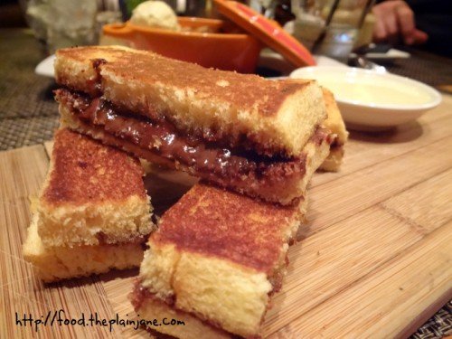 nutella-dippers-with-vanilla-creme-sauce