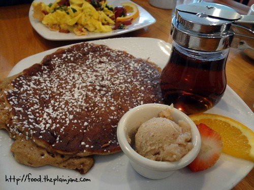 cinnamon-multigrain-pancakes-maple-butter