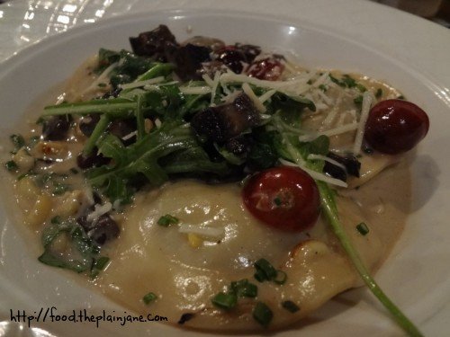 ravioli-with-grapes-appetizer-ave5