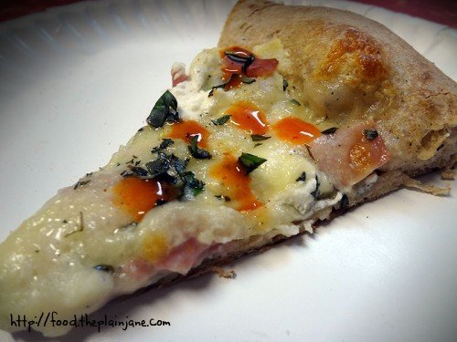 slice-with-garlic-cholula