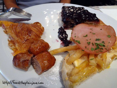 little-bit-of-everything-plate