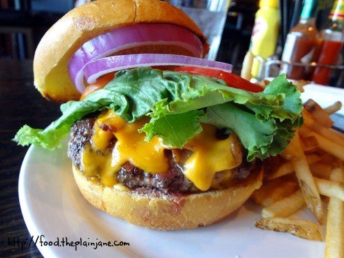 bacon-cheeseburger-sneak-joint