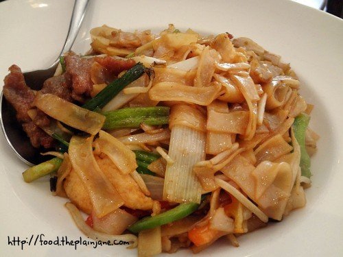 chow-fun-wide-noodles