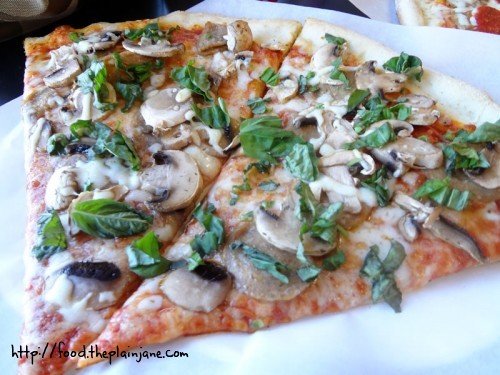 giant-slice-free-basil