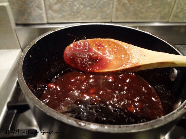 cranberry-sauce-thickening