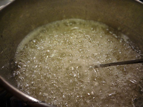 hot-boiling-sugar