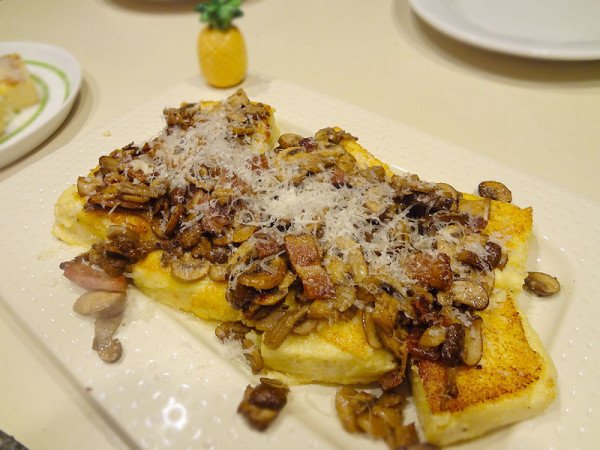 crispy-polenta-with-mushrooms