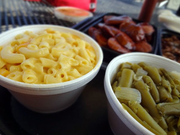 mac-n-cheese-green-beans-sides