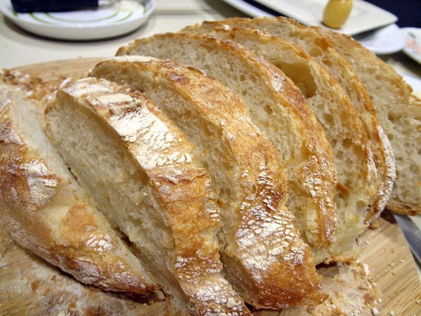 sliced-homemade-bread