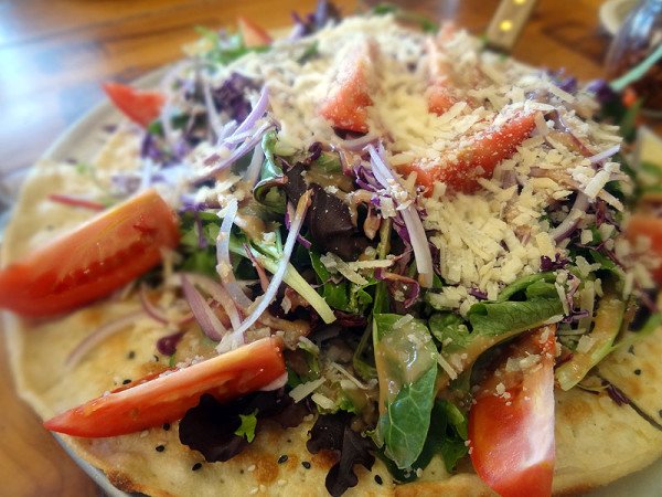 caramelized-pizza-crust-salad