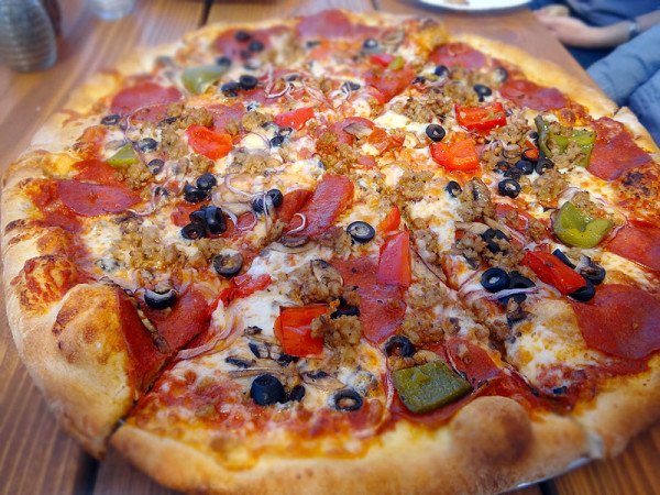 the-works-pizza