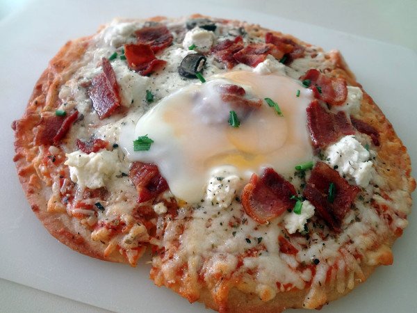 doctored-cheese-breakfast-pizza