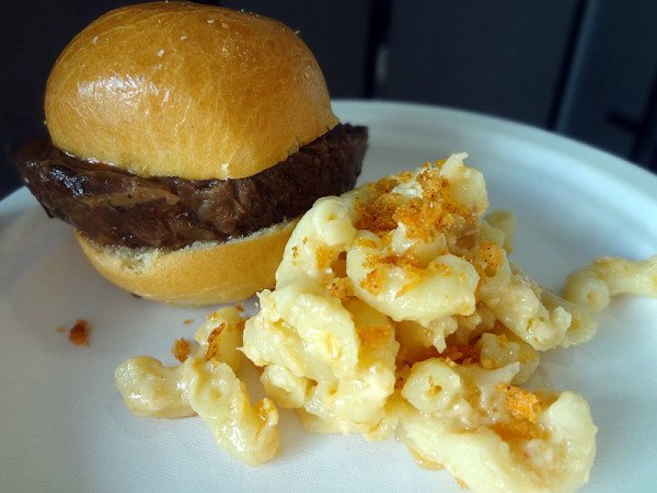 shortrib-slider-lobster-macncheese