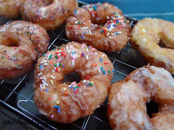 cronuts-with-sprinkles