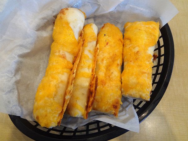 four-cheese-breadsticks-basket