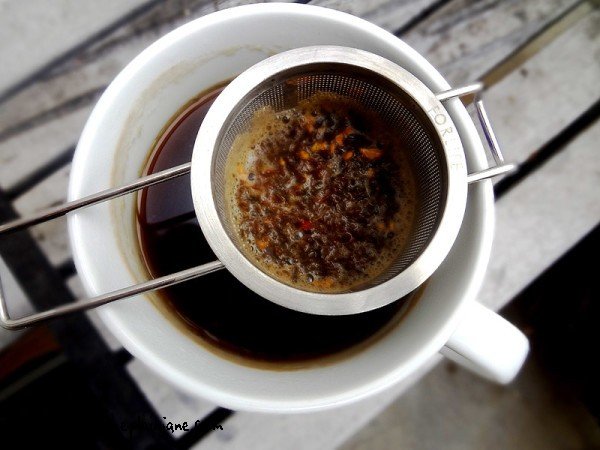 brewing-chai-tea-strainer