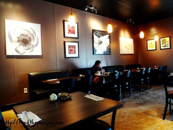 go-go-sushi-inside-2