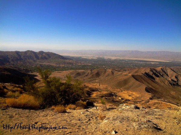 look-into-the-valley
