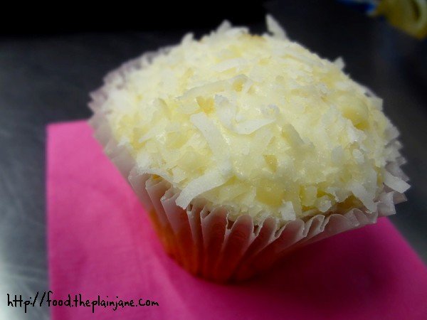 hula-cupcake