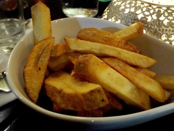 fresh-french-fries-cafe-21