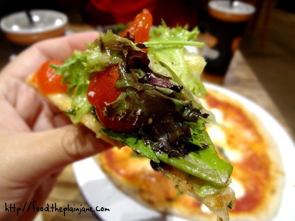 slice-of-salad-pizza-goodness