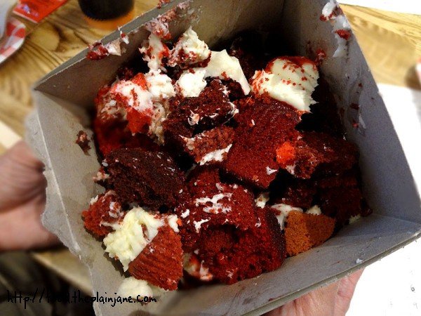 cupcake-spittoon-box