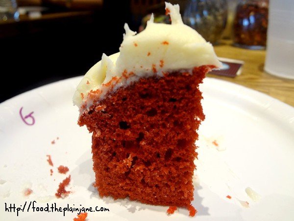 san-diego-desserts-red-velvet-cupcake-section