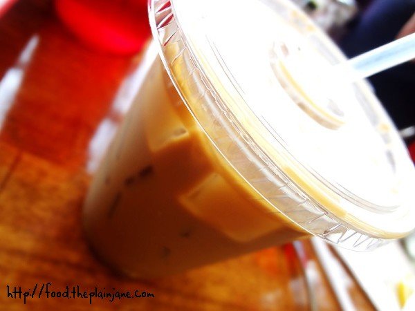 vietnamese-iced-milk-coffee