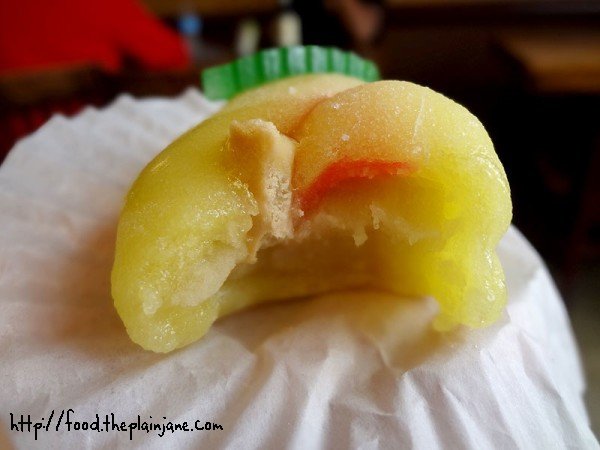 white-bean-filled-mochi