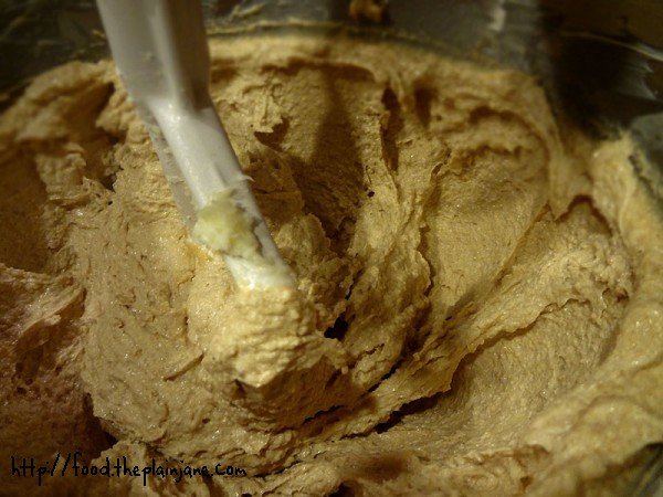 peanut-butter-cookie-mixing