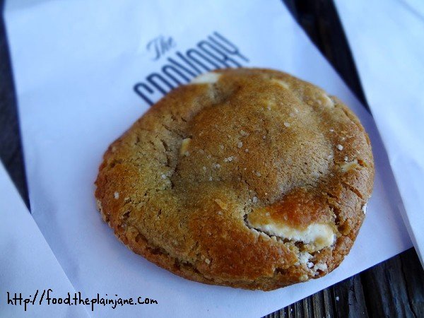 salted-caramel-cream-cookie