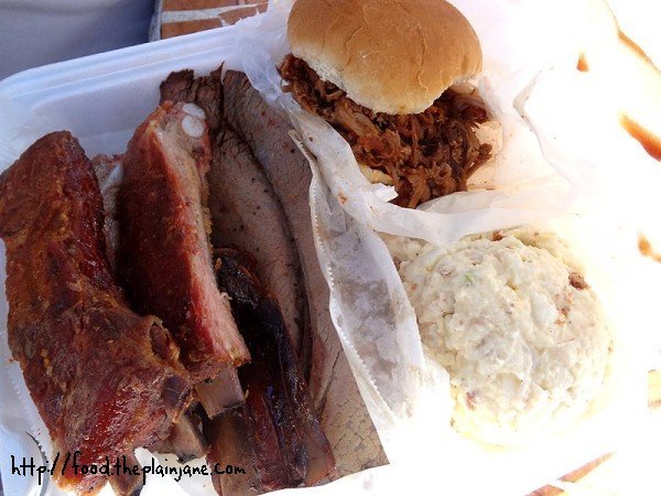 bbq-sample-plate-valley-farm
