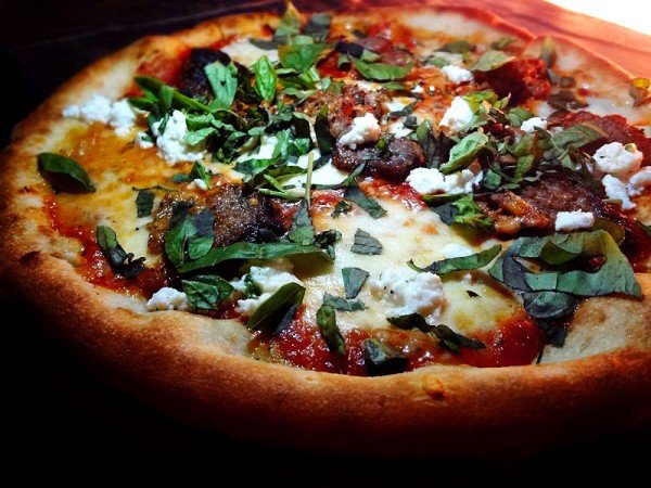 meatball-pizza-isa-bella