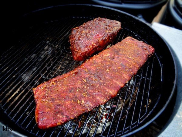 on-the-grill-getting-smoked