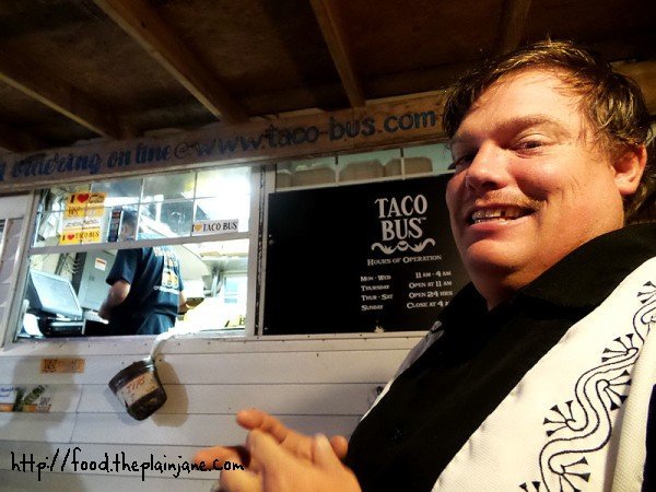 jake-at-taco-bus