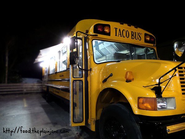 school-bus-kitchen-taco-bus