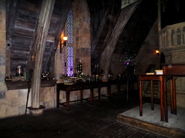 defense-against-the-dark-arts-class-left